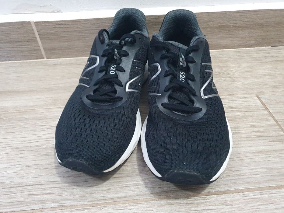 Маратонки New Balance 520 v8