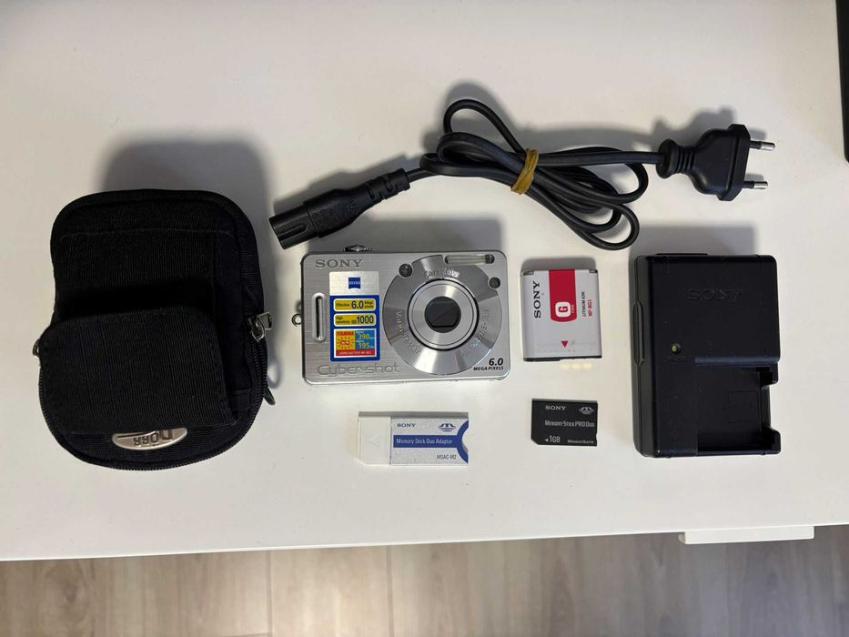 Camera foto vintage Sony Cybershot DSC W50