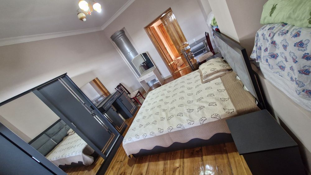 Сдаётся Дом в центре города , Ориентир : на против Фирма Доктор