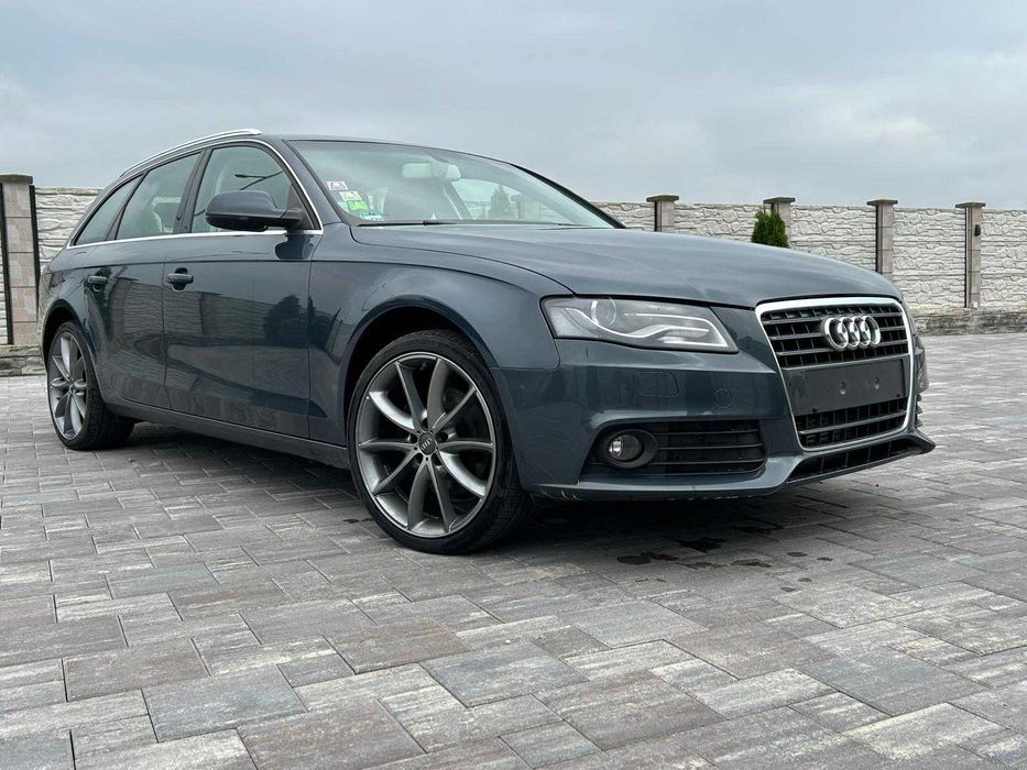 Audi  A4  S-line an 2010