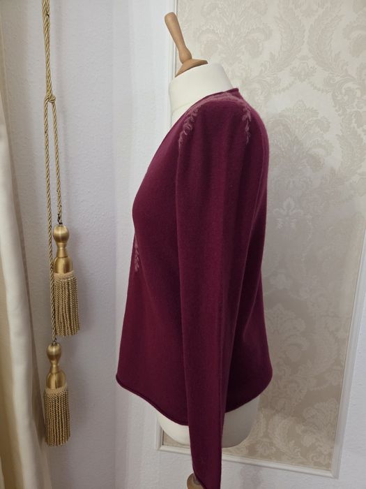 Pulover casmir+cadou Avon