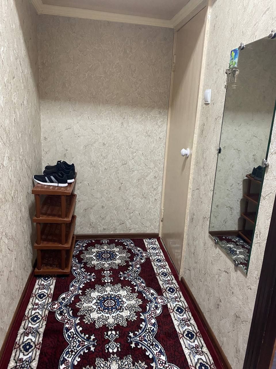 Uy ijaraga beriladi. 1 xonali. Muljal MADANIYAT instituti