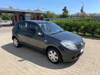 Dacia sandero an 2009 motor 1,4 mpi