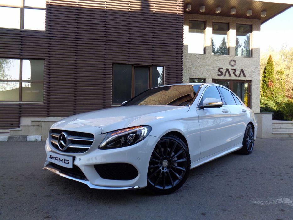 Mercedes-Benz C200 136 C.P. ”Pachet Amg” An:2015/07