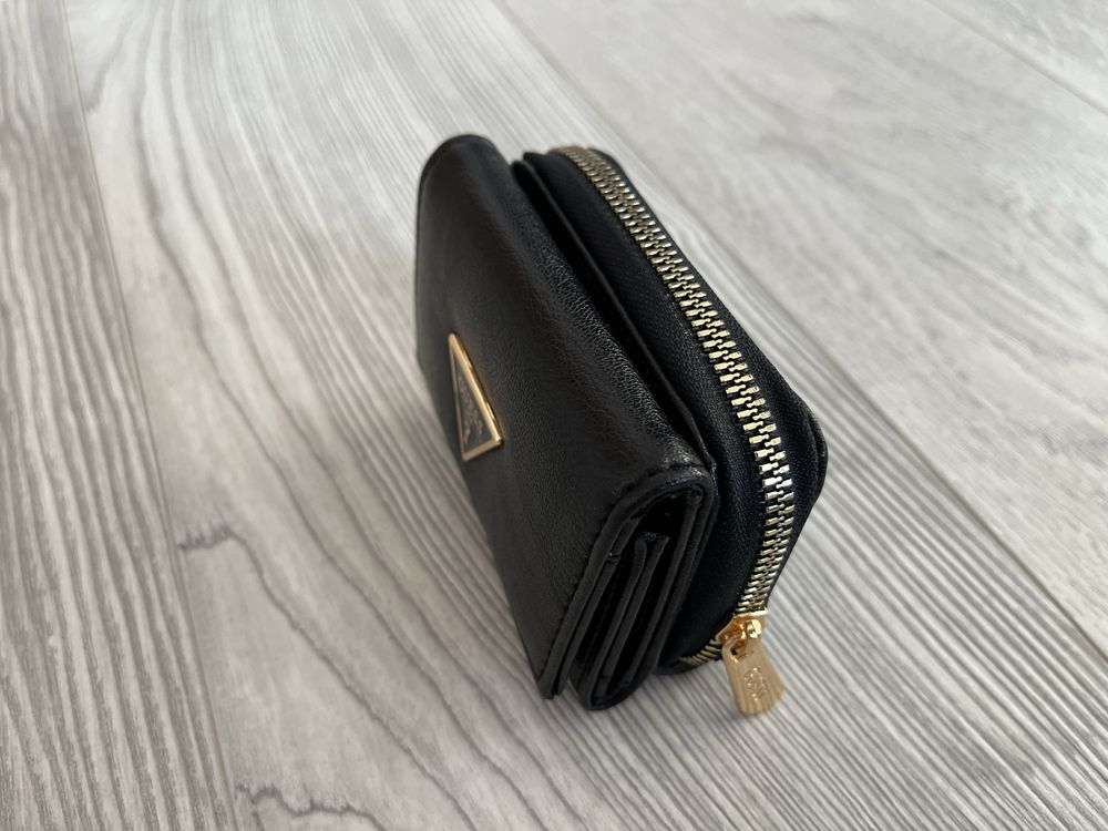 Нови дамски портмонета LV/Guess/Michael Kors