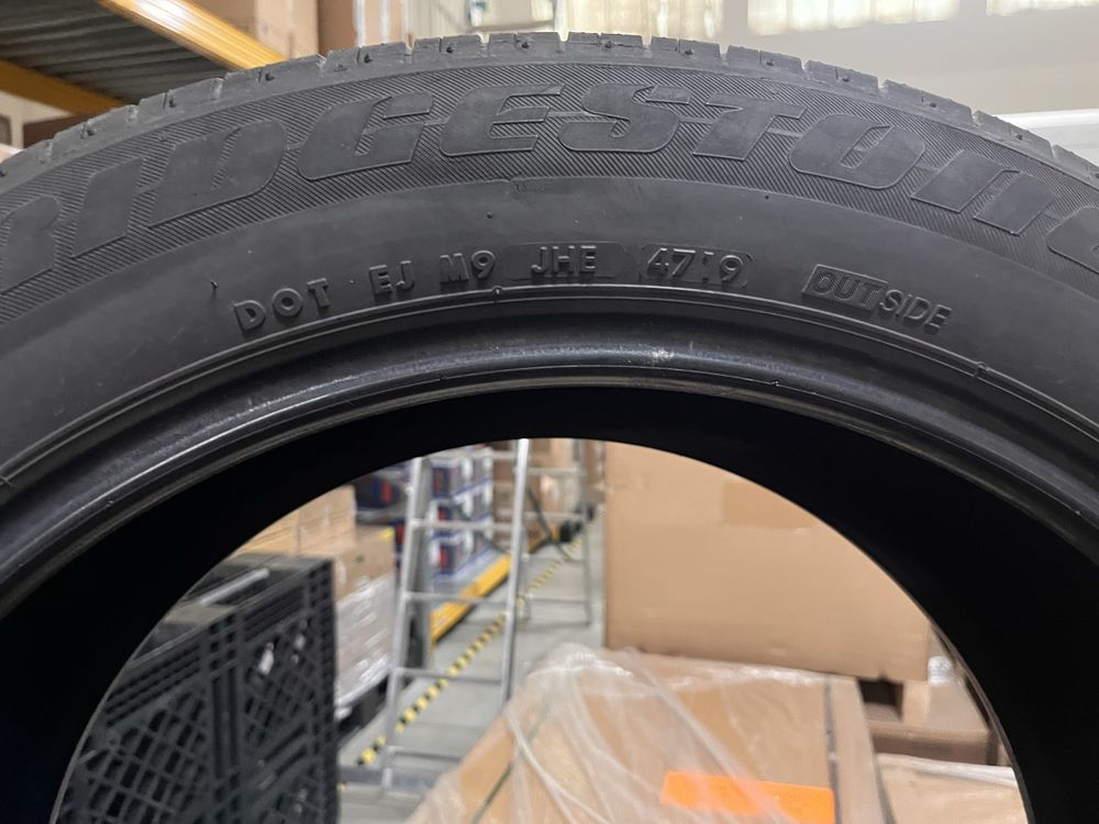 Anvelope vara bridgestone 235/55/R 20..  102V