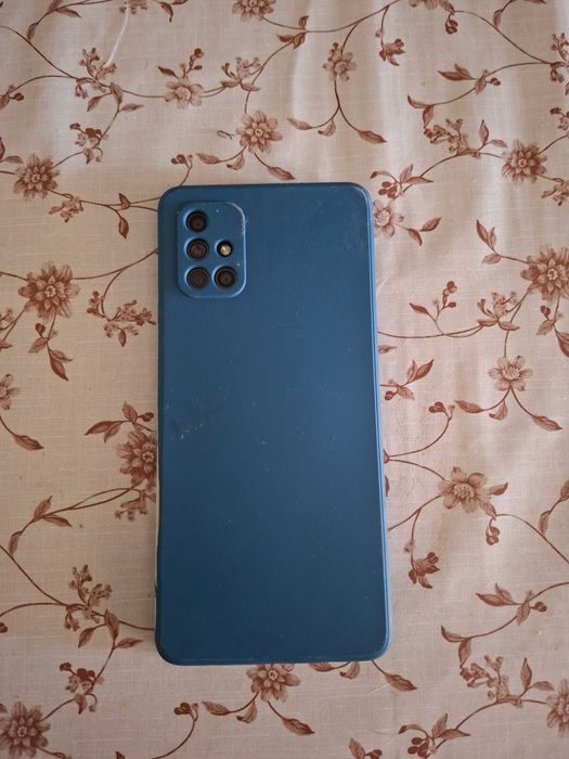 Samsung galaxy a71 128gb със калъф.протектор и зарядно с адаптер