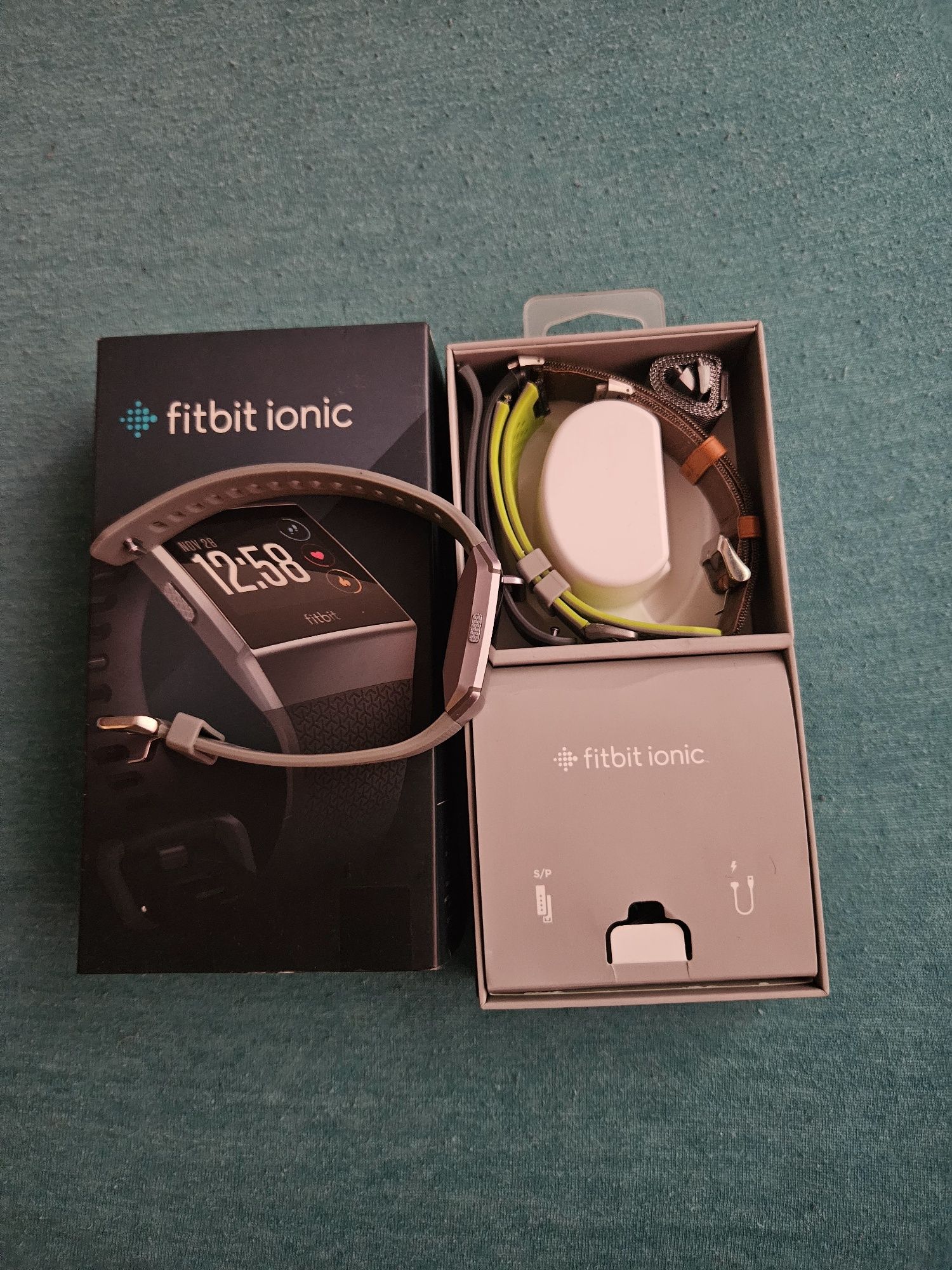 Fitbit Ionic/Фитбит Айоник