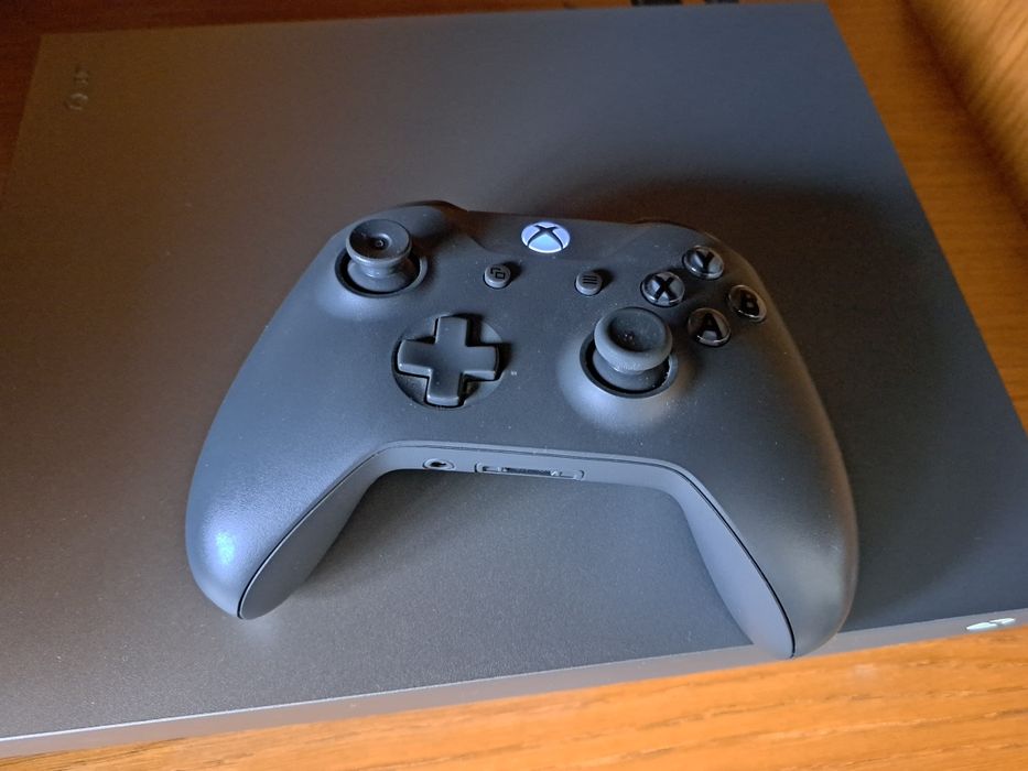 Consola Xbox One X Battlefield V Gold Rush Special Edition