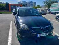 Vanzarea Toyota Avensis