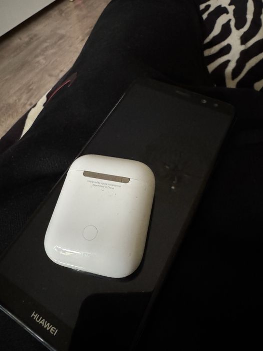 Продам наушники  Airpods