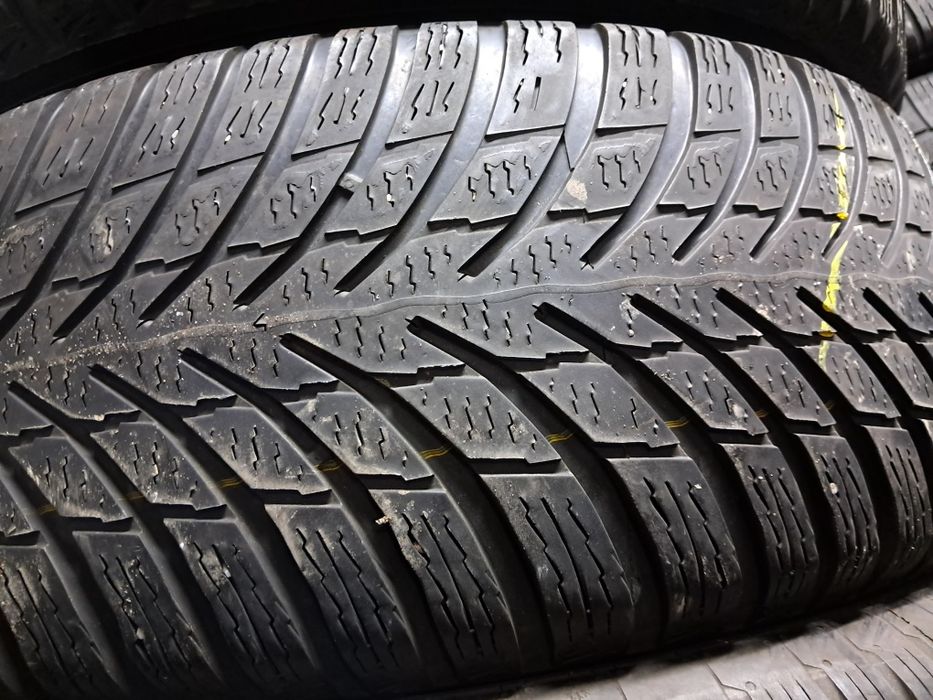 Anvelope second iarna 235 65 R17 Nokian 2023