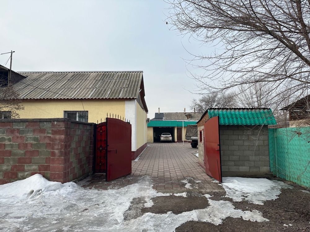 Дом в поселке Айтей