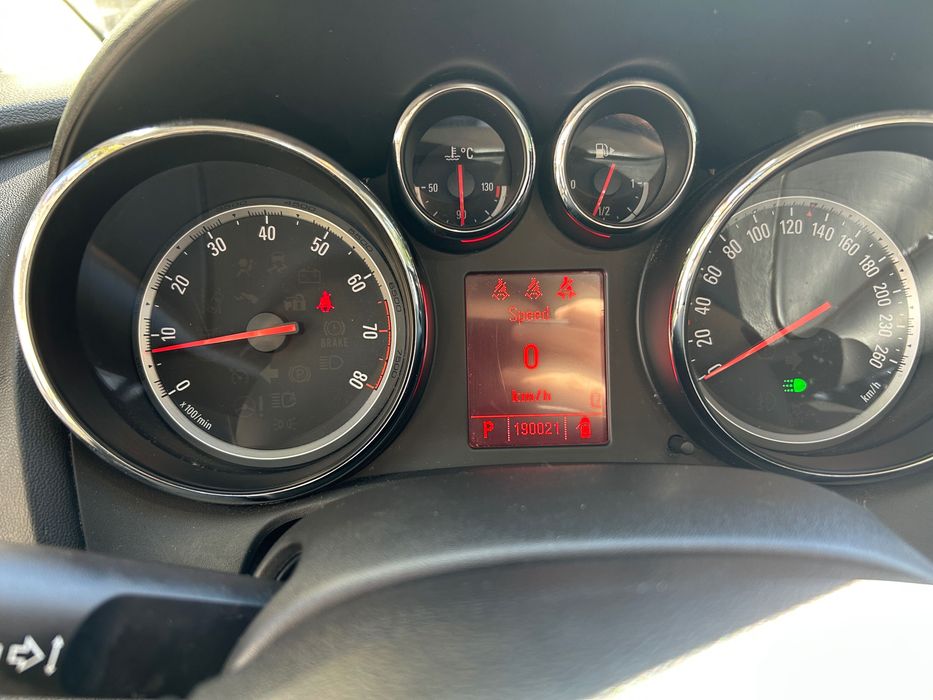 Opel Astra J AUTOMAT