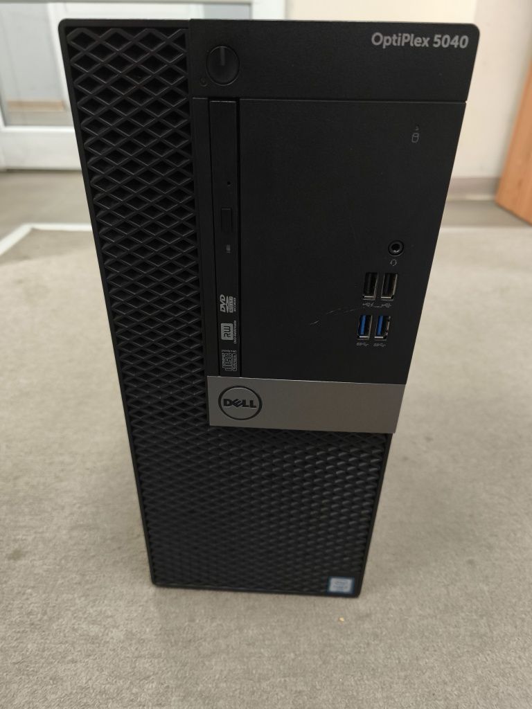 Компютър Dell Optiplex 5040, Intel i7-6700
