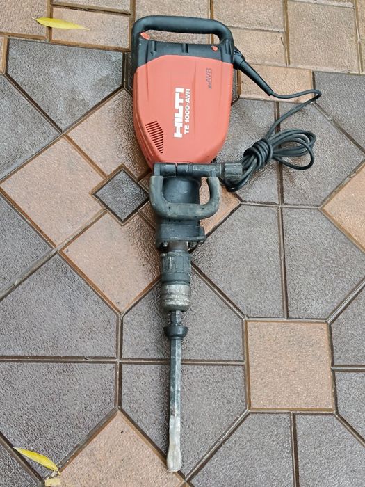 Demolator HILTI TE 1000-AVR că și nou