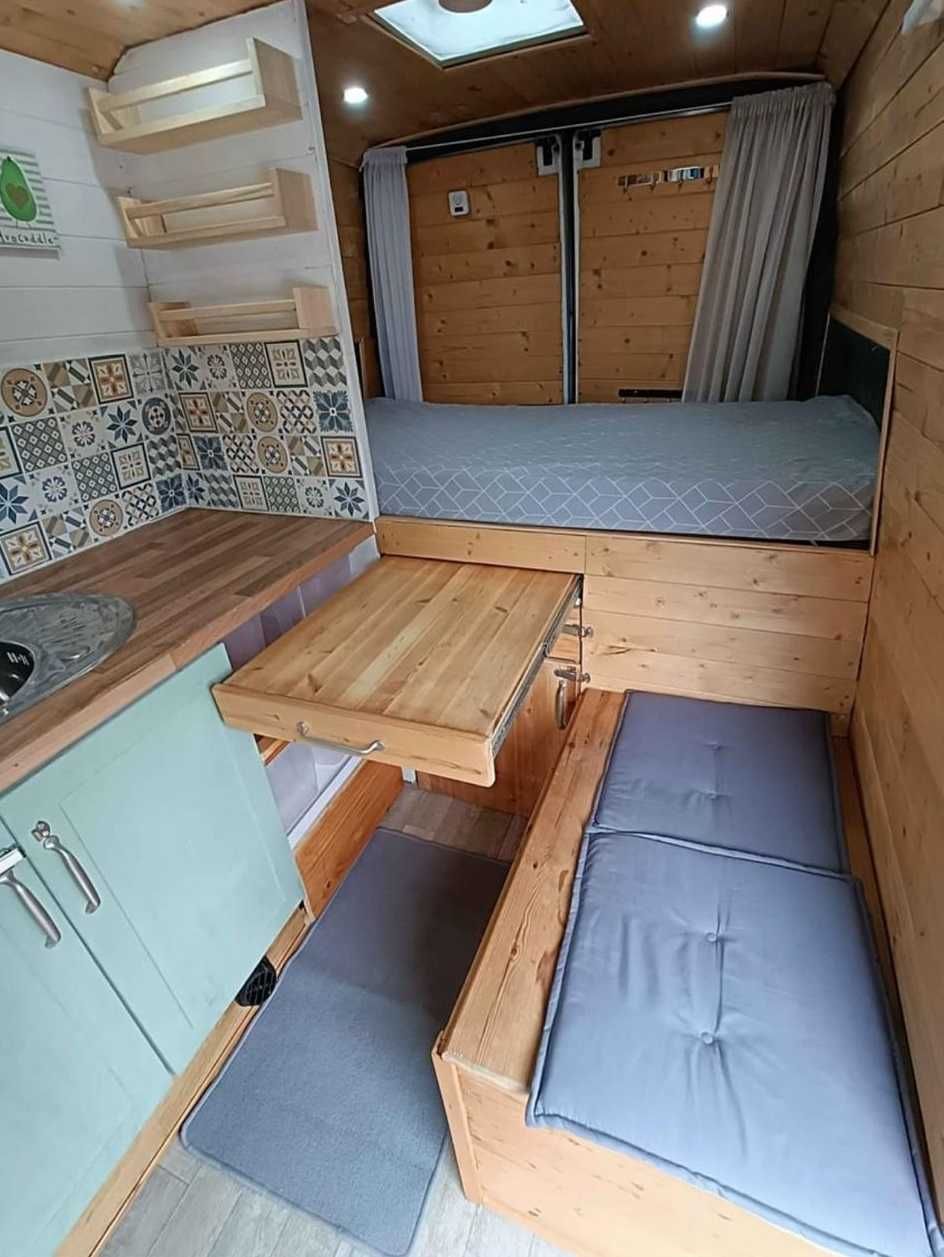 Se vinde casa pe roti - FORD TRANZIT
