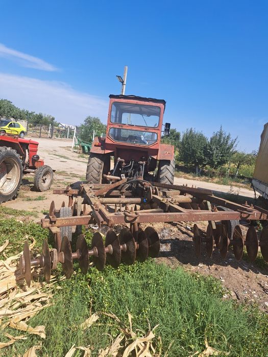 Vând disc stare buna pe rulmenți.
