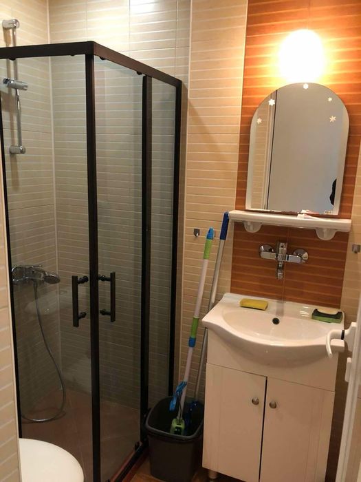 Дава се под наем Тристаен апартамент в София, Център - 85 кв.м за 800 € - Снимка #11