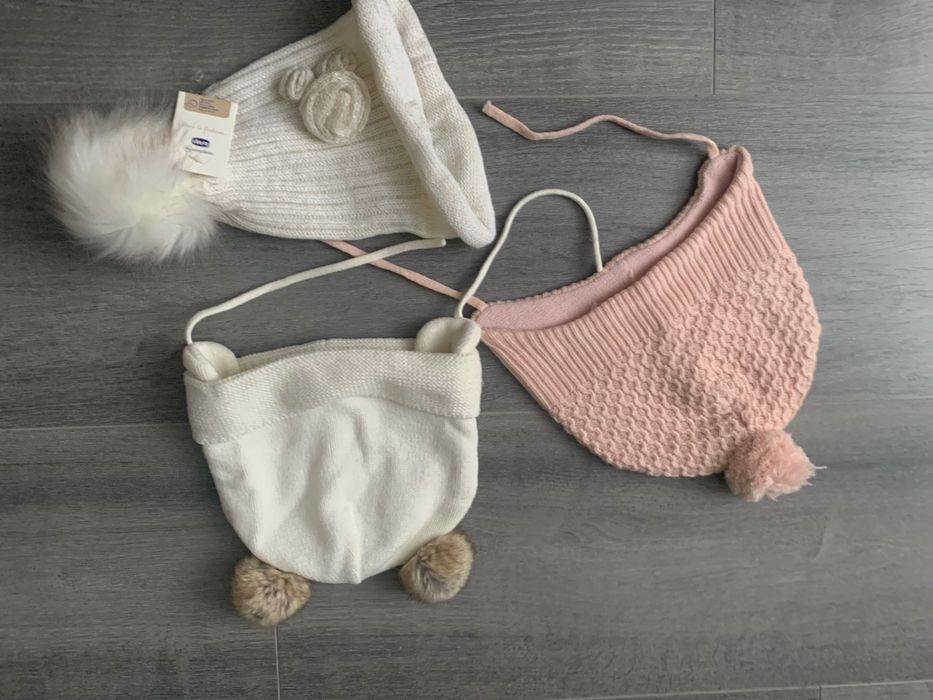 Зимни шапки - общо 10 лв