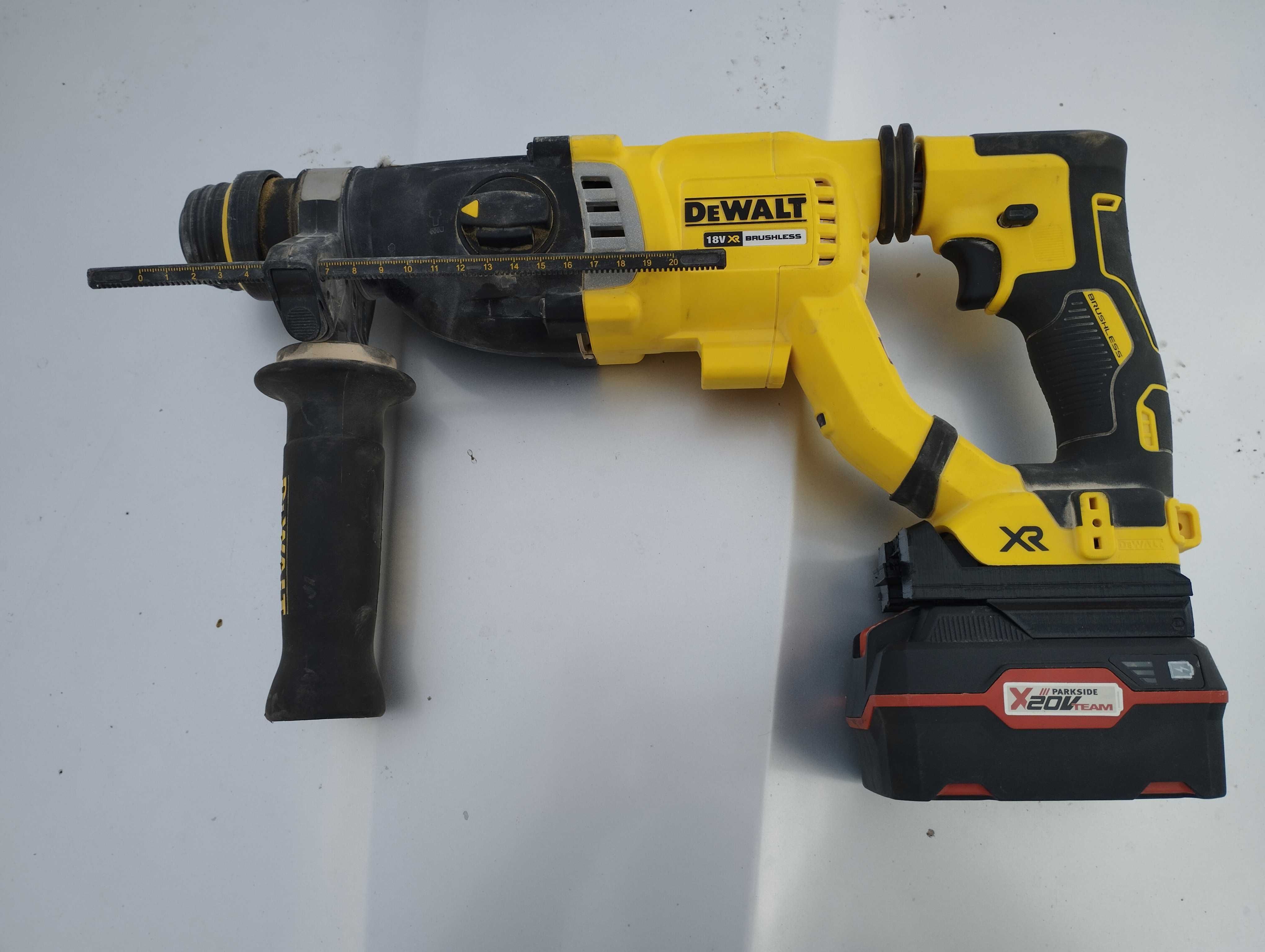 Адаптер Преходник за  DeWalt от  Parkside x20 и други модели