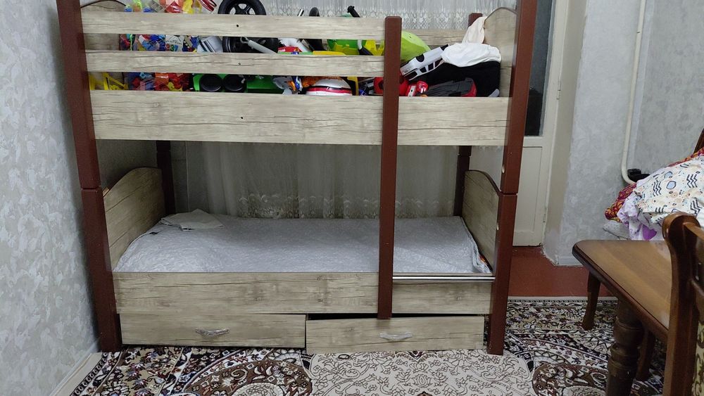 2 etajli detskiy krovat
