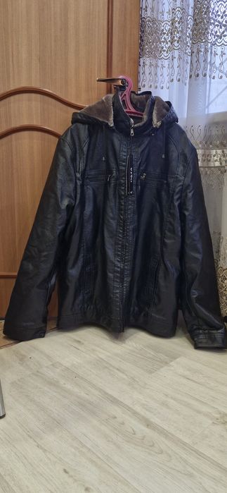 Куртка кожаная Vivo демисезон, премиального качества, 74 размер