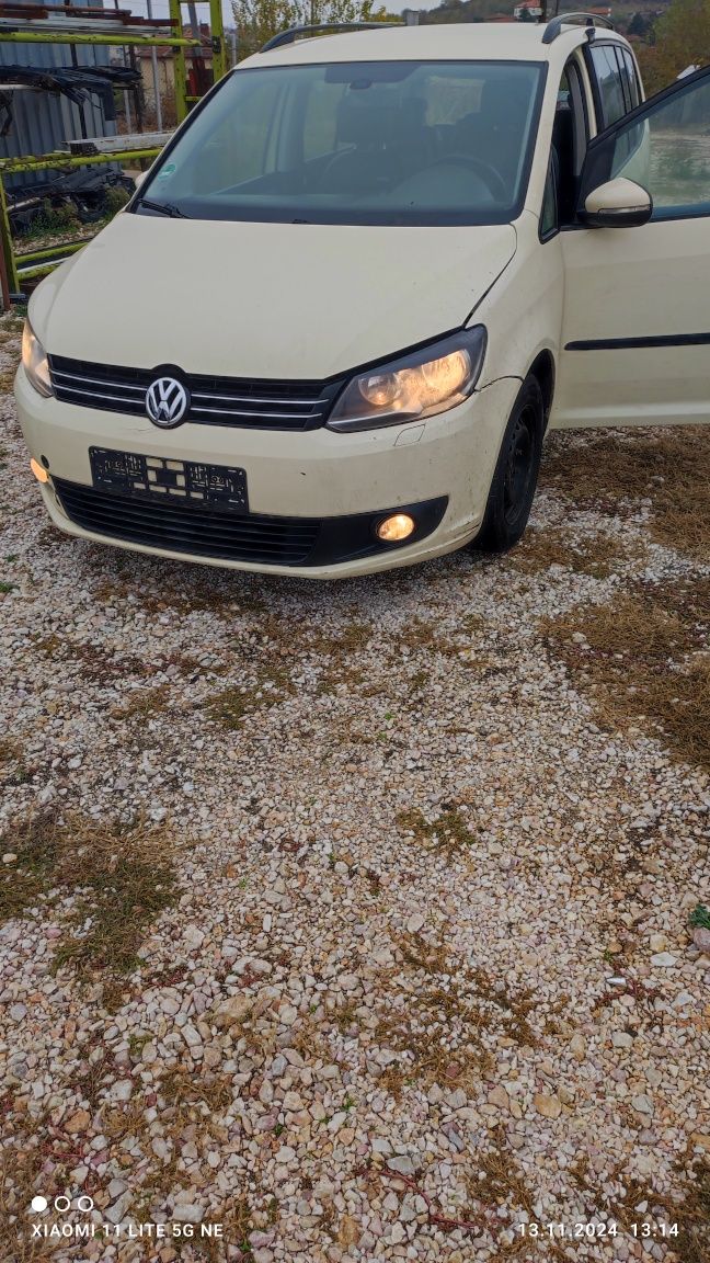 VW TOURAN 2.0 TDI-  DSG  2014г. На части