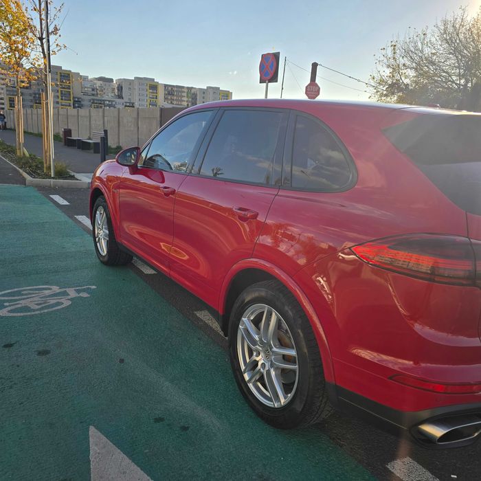 Porsche Cayenne Diesel 3.0 V6  An 2017 –  118.000 km TVA deductibil