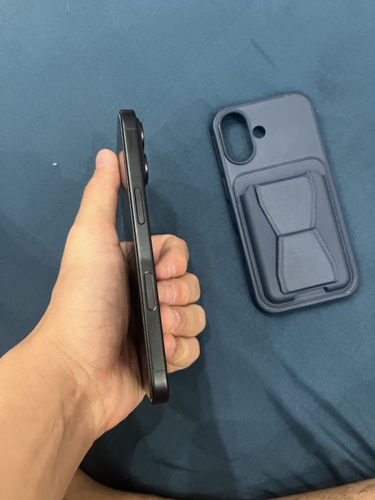 Iphone 16 продается