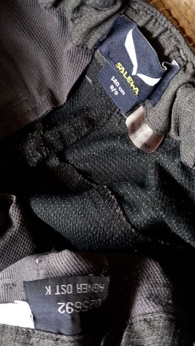 Deuter 10L и Salewa детски туристически раница и панталон