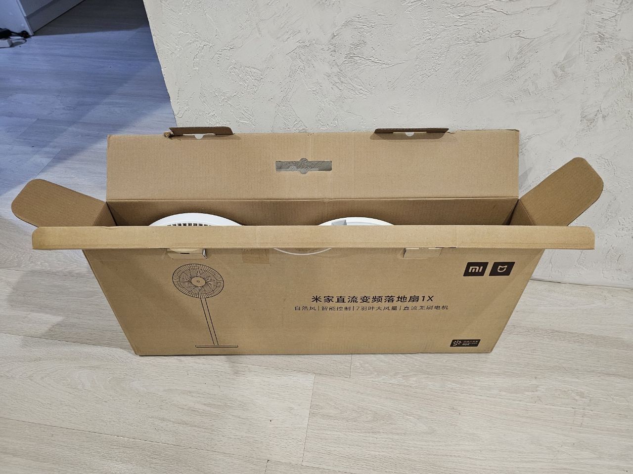 Вентилятор Xiaomi Mi Smart Standing Fan 1X