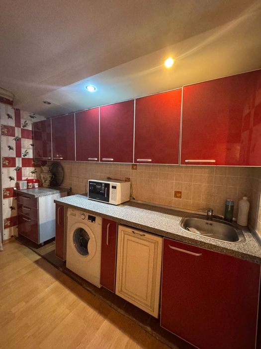 Продам  кухонный гарнитур