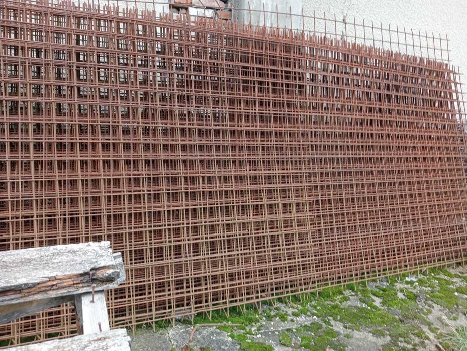 Vând Plasă Sudată pentru Placă – Fi 8, 2 m x 6 m