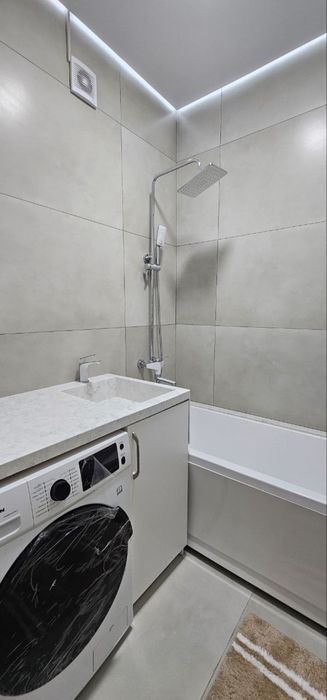 Продается с новым евро ремонтом 4//1/4 юнусабад 13 С мебелью и технико