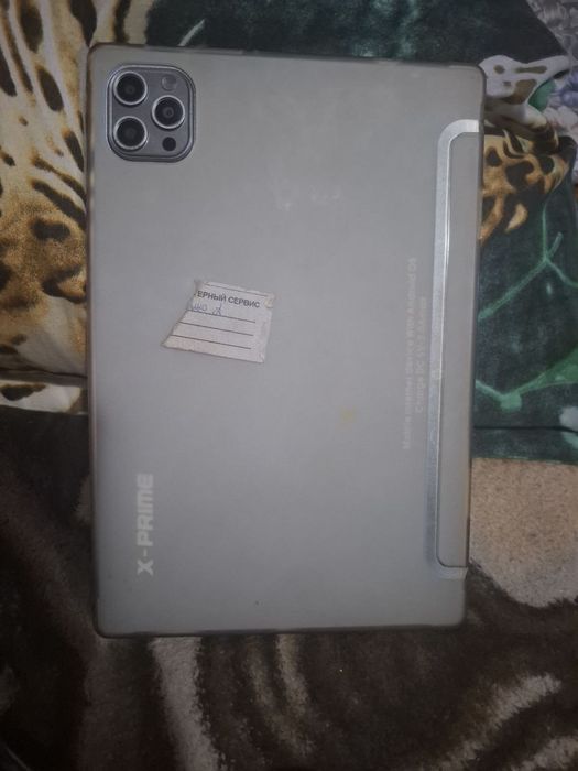 Продаю планшет вместе с мышкой клавеатурой без регистрации кому интере