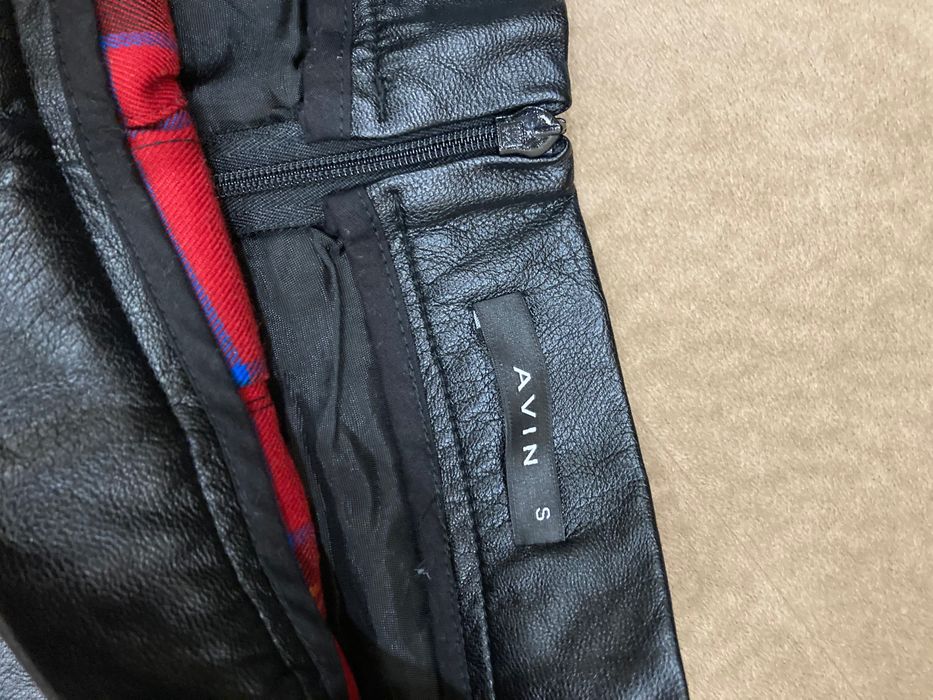 Кожена пола каре Avin, avin