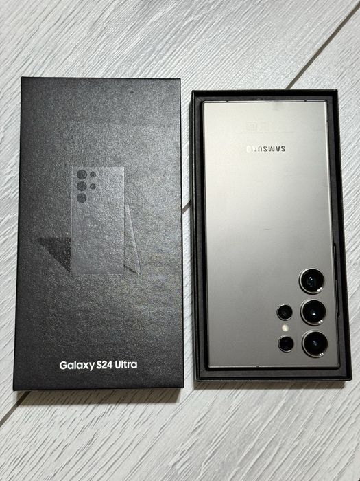 Samsung S24 Ultra 512 gb озу 12 EAC