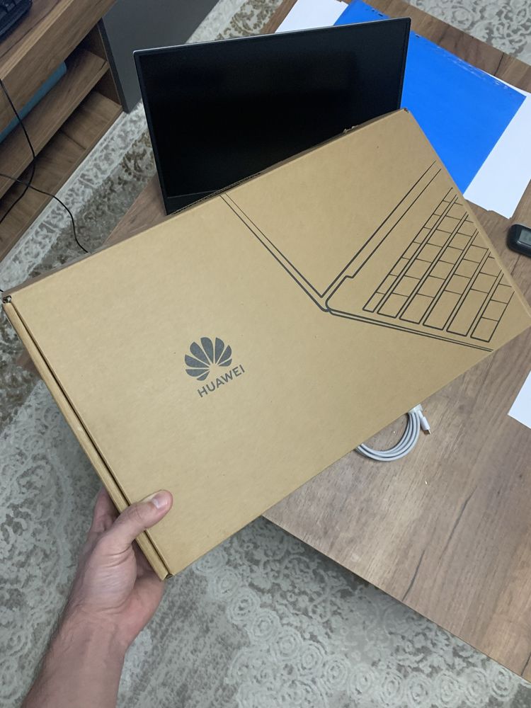 Ноутбук Huawei i5