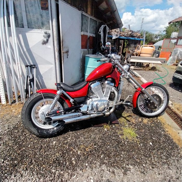 Suzuki intruder vs 800