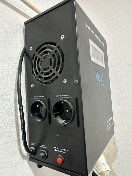 Vand UPS  2000w 24v