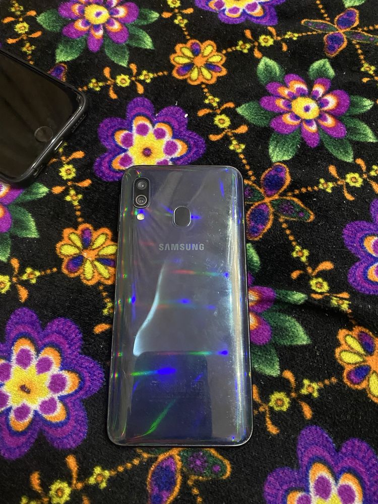 Samsung A 40 64talik