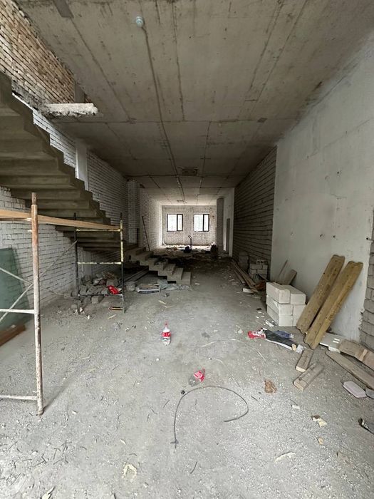 Нежилое помещение в ЖК Мухташам на Алайском 271квм