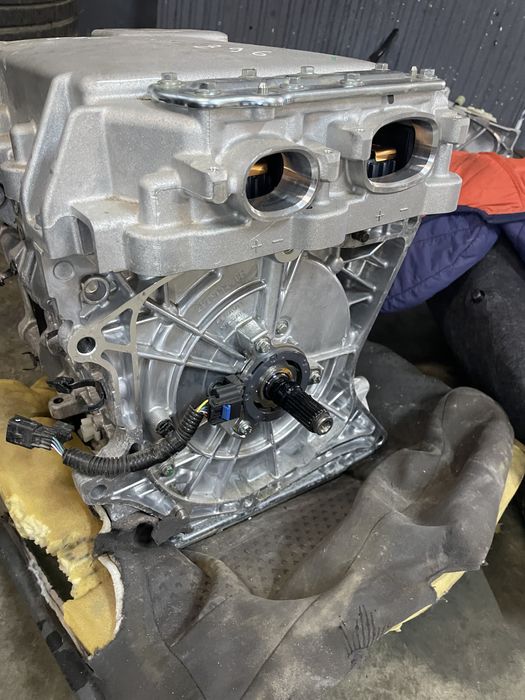 motor electric renault megane 5  - electric 2024