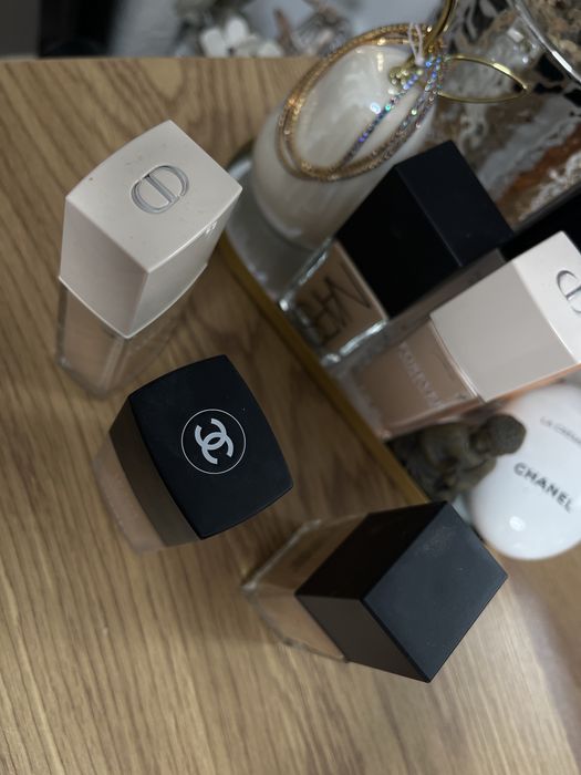 Фондьотен Dior , CHANEL , NARS лимитирани сенки ДИОР