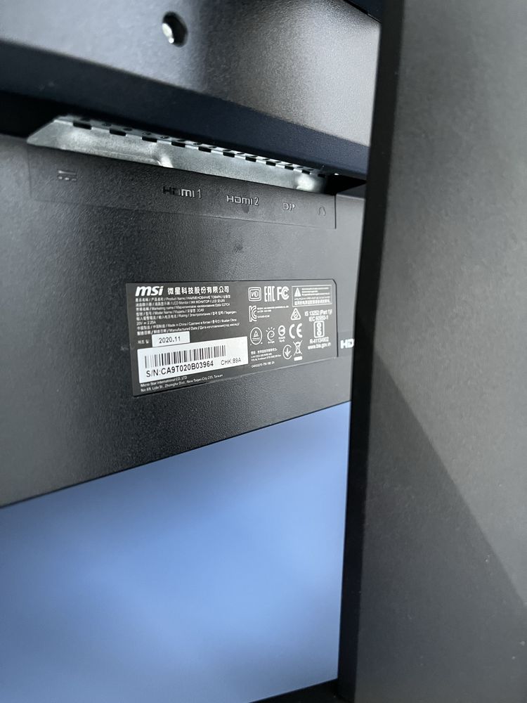 Monitor Curbat Gaming MSI Optix G27C4