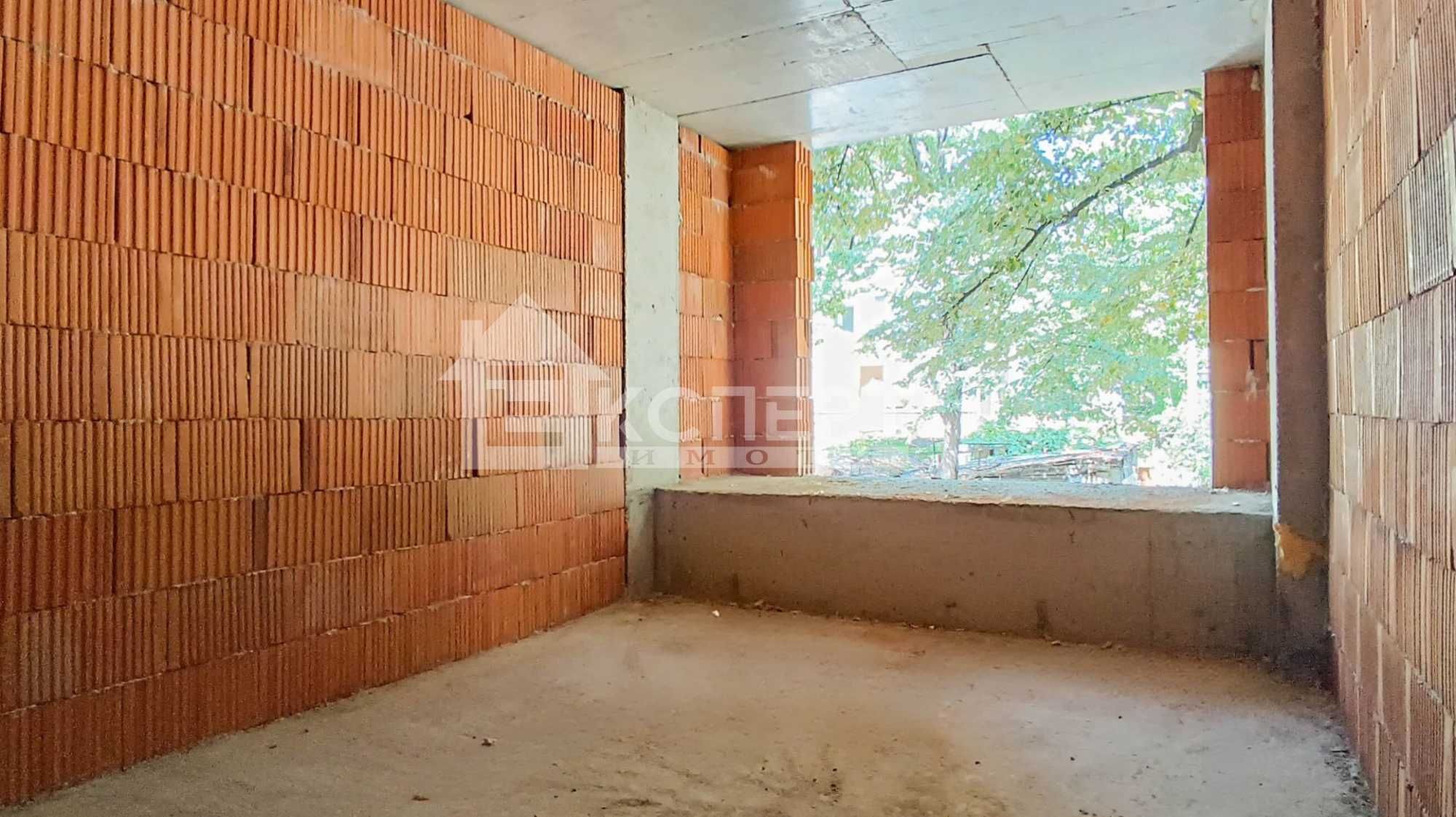 Функционален Апартамент с Две Спални Бутикова Сграда / Акт 14 /