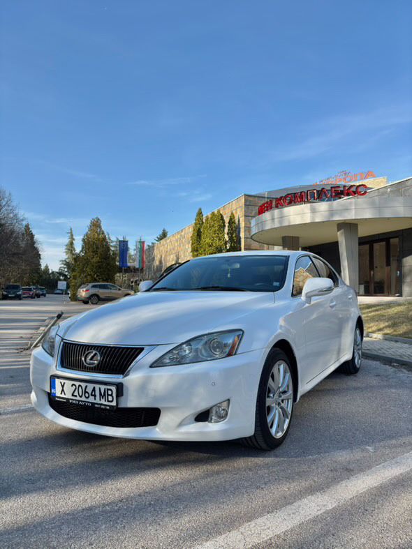 Lexus is220d 2009