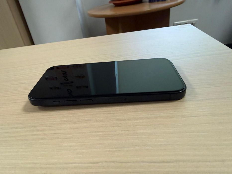 Vand Iphone 15 pro 128 gb,Blue Titanium