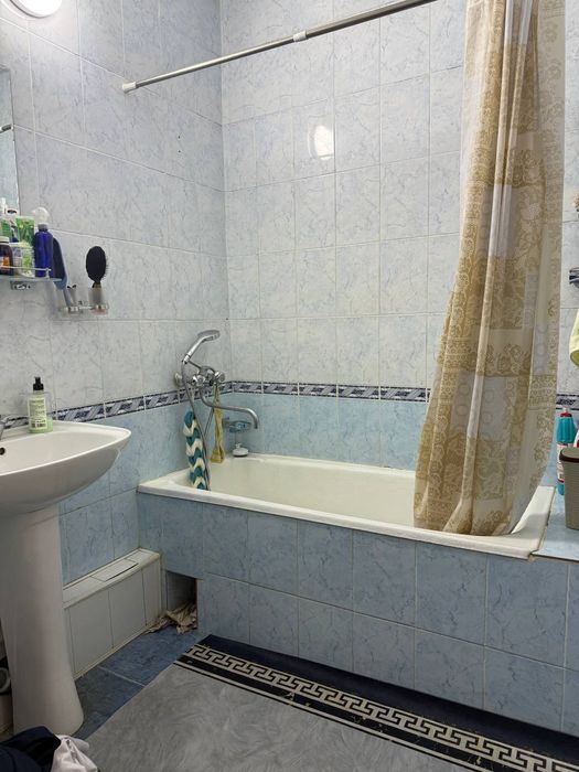 Продаю 3-х комнатную квартируСергели 5